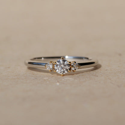 STORY 0.2ct