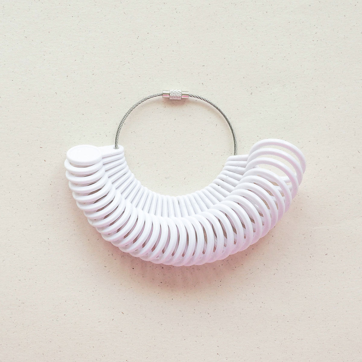 Ring size measuring device