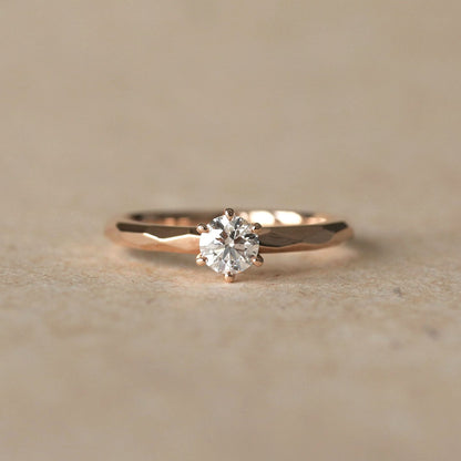 LIGHT INSIDE YOU 0.2ct
